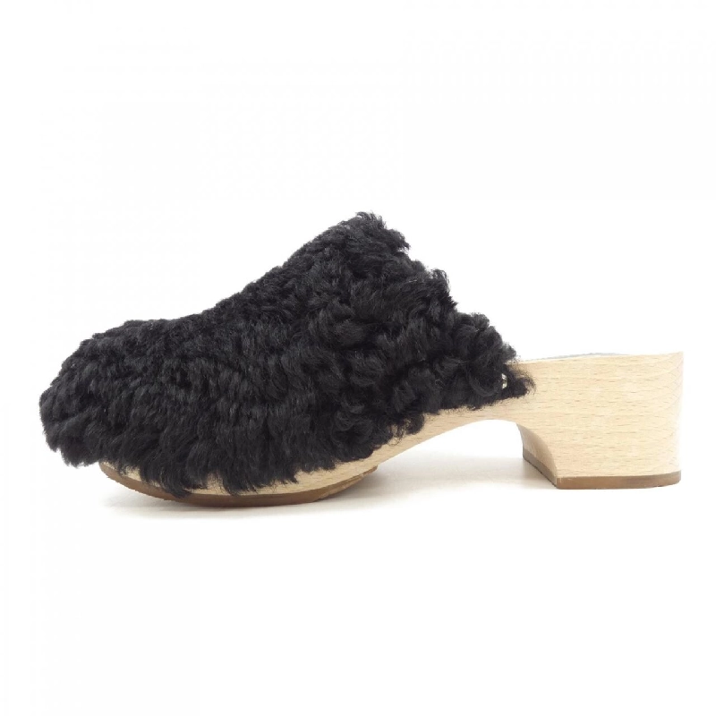 Giày sandal CHANEL 662107