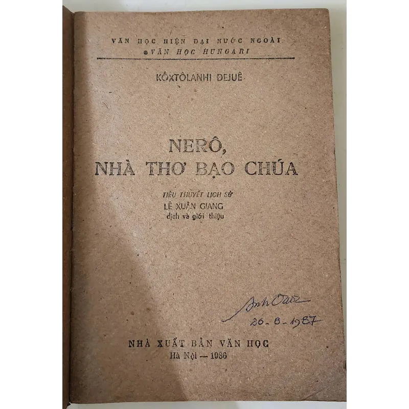 Văn học kinh điển: NERO NHÀ THƠ BẠO CHÚA 708989