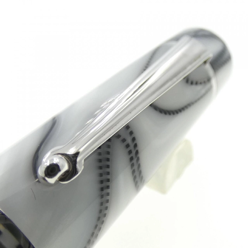 Bút máy Delta Dolce Vita Arctic Swirl Piston Filling - Hàng hiệu Authentic 880515