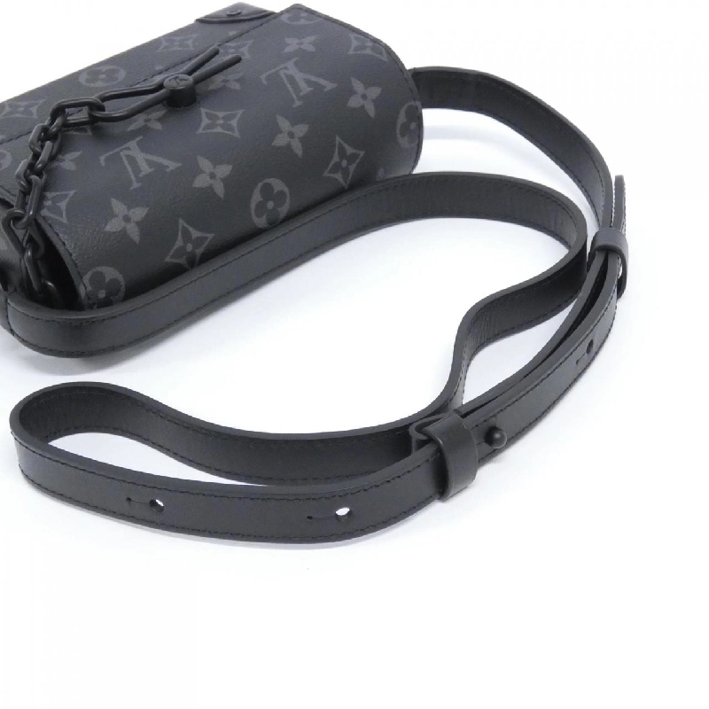 Túi đeo vai Louis Vuitton Monogram Eclipse Steamer Wearable Wallet M81783 - Hàng hiệu Chính hãng 767740