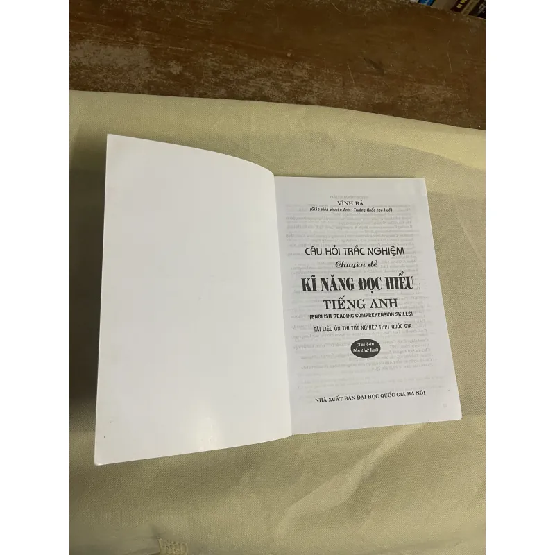 COMBO CÂU HỎI TRẮC NGHIỆM CHUYÊN ĐỀ ĐIỀN TỪ VÀO ĐOẠN VĂN TIẾNG ANH & KĨ NĂNG ĐỌC HIỂU  749273