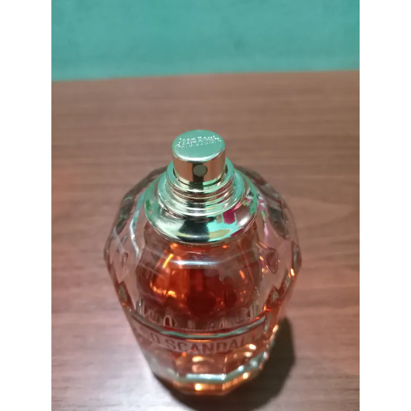 [Thanh Lý] 40ml Nước hoa So Scandal chính hãng 720360