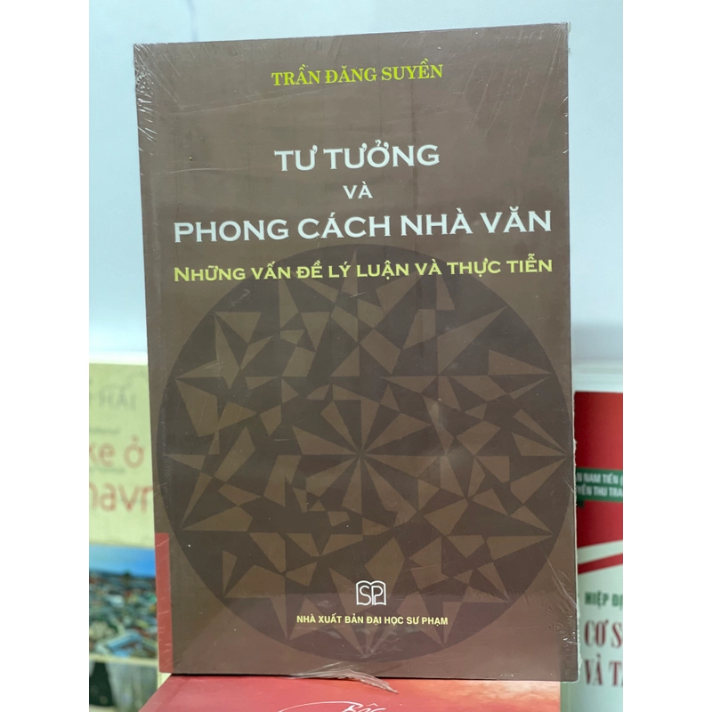 Tư tưởng và phong cách nhà văn - Trần Đăng Suyền 472533