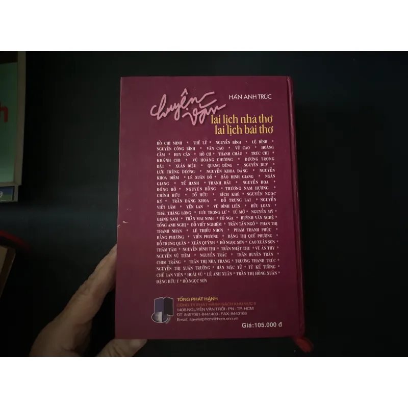 Chuyện Văn- Lai lịch nhà văn, lại lịch nhà thơ Việt Nam 1025267