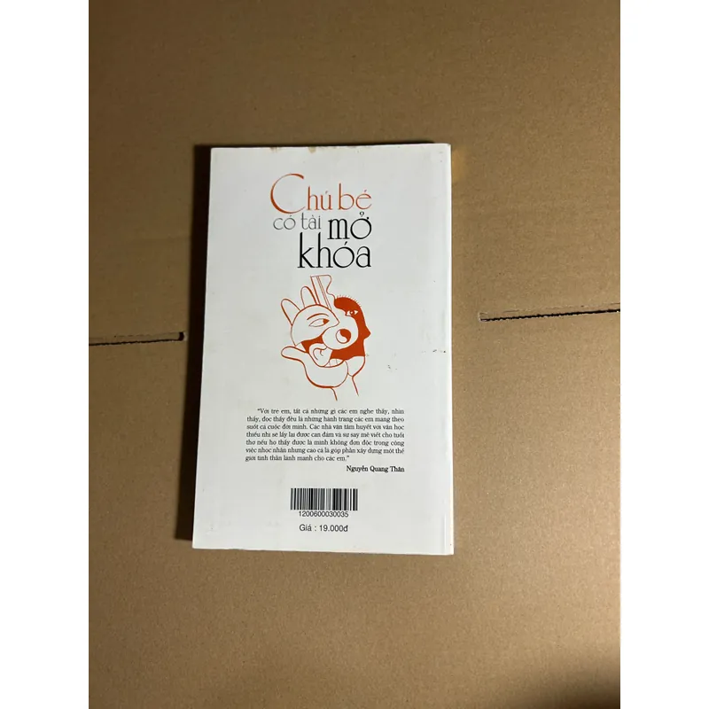 Chú bé có tài mở khoá 733453