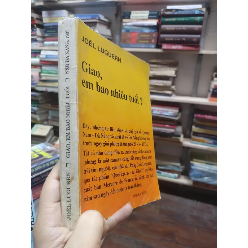 Sách: Giao, em bao nhiêu tuổi - Joel Luguern (A3) 595882