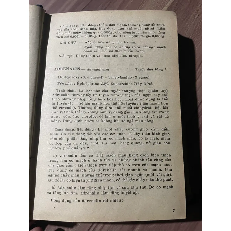 Thuốc và cách sử dụng , 550 trang  603380
