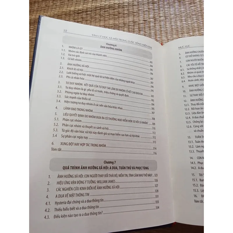 Tâm Lý Học Xã Hội Trong Cuộc Sống Hiện Đại - Bìa Cứng 675166