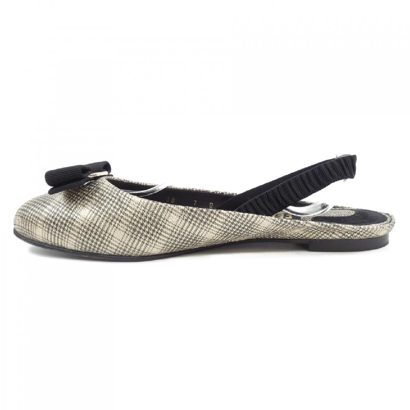 サルヴァトーレフェラガモ SALVATORE FERRAGAMO VARINA サンダル 659747