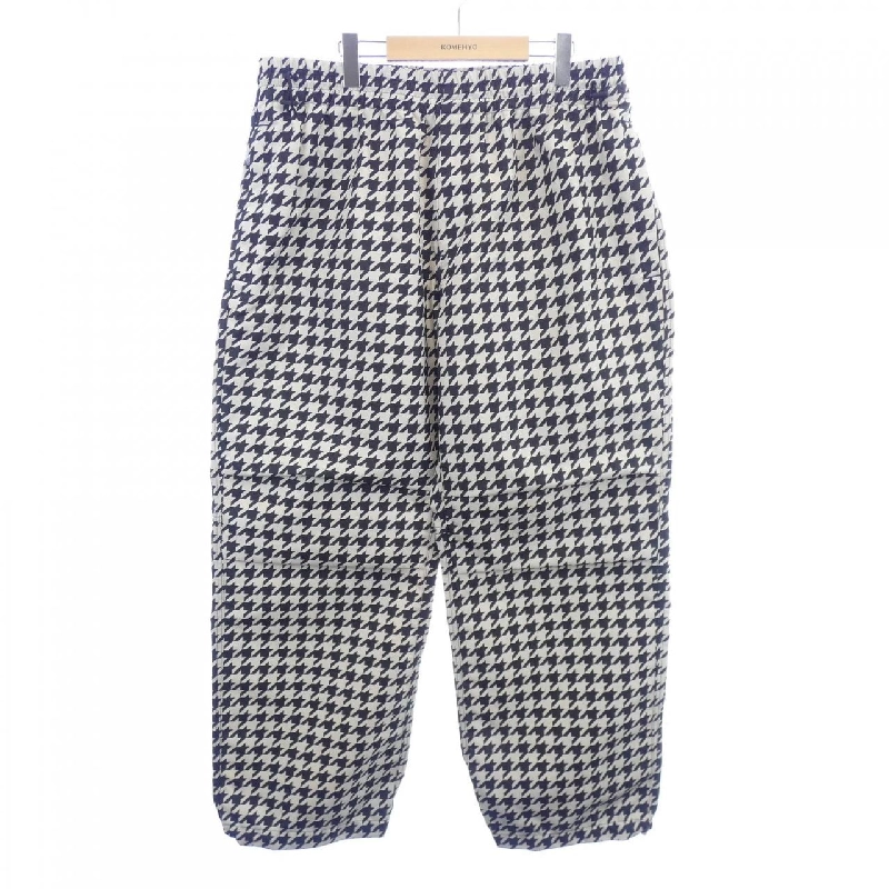 Quần BURBERRY - Hàng hiệu Chính hãng 900409