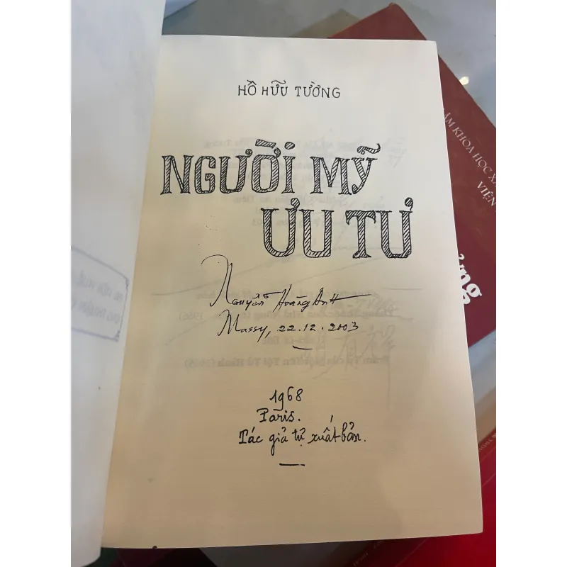 NGƯỜI MỸ ƯU TƯ  - HỒ HỮU TƯỜNG  1027445