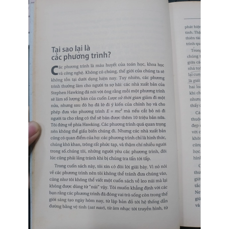 17 PHƯƠNG TRÌNH THAY ĐỔI THẾ GIỚI - IAN STEWART 
 527312