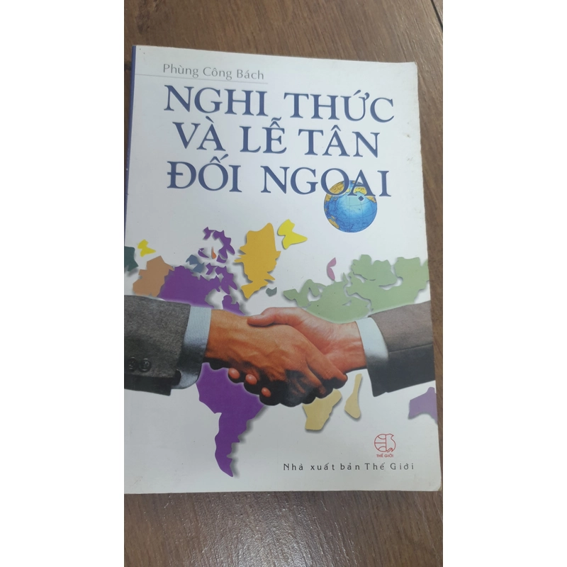 Nghi thức và lễ tân đối ngoại (chỉnh chu, chuyên nghiệp như nào?) 494759