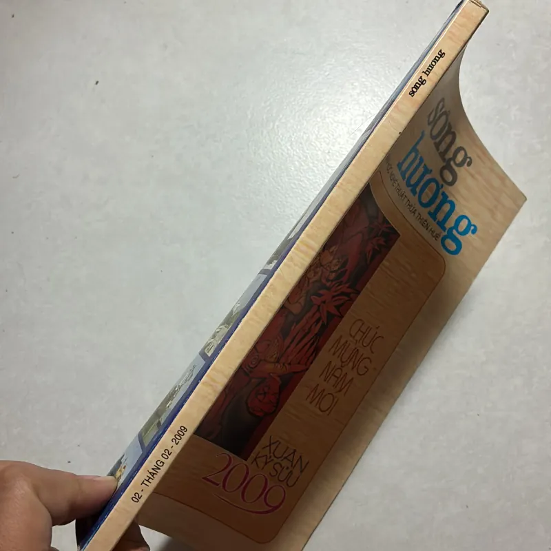 Sông Hương số 240 758177