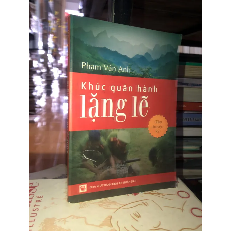 Khúc quân hành lặng lẽ - Phạm Vân Anh 933541