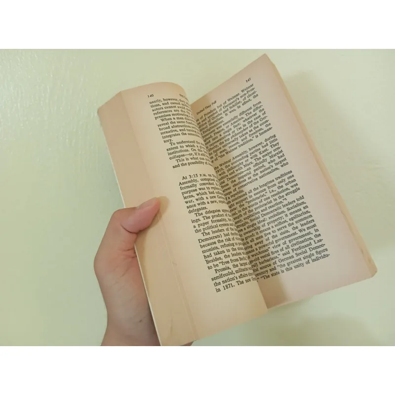 The ominous parallels, english book sách tiếng Anh  996897