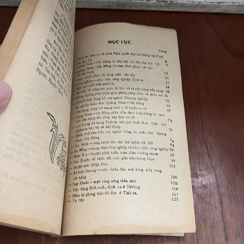 II Sách Xưa: Từ Đại Hội Đến Đại Hội - Sở Văn Hoá Và Thông Tin Quảng Nam Đà Nẵng 664542