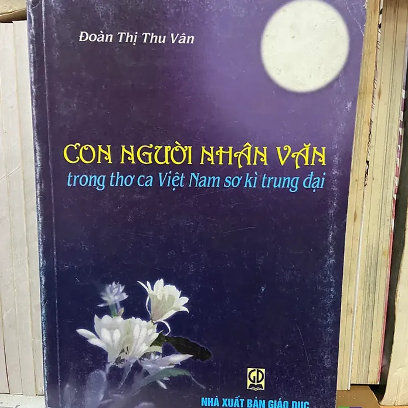 Con người nhân văn - Đoàn Thị Thu Vân 798554