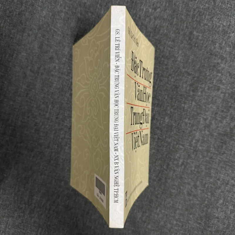 Đặc trưng văn học trung đại Việt Nam - Gs. Lê Trí Viễn 1002222