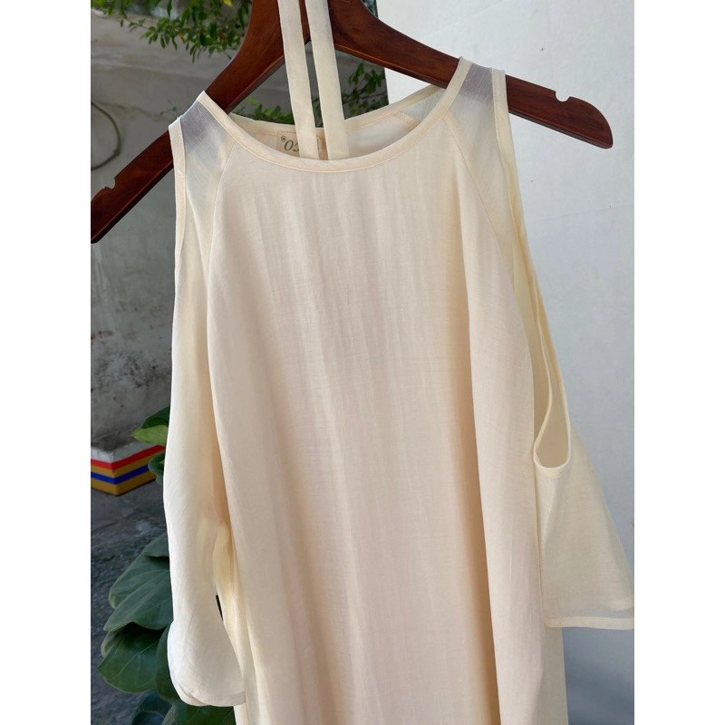Đầm dáng suông khoét vai-Osu 405577