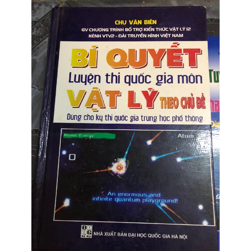 Bộ sách luyện thi THPTQG cơ bản và nâng cao Vật Lý (tác giả: Chu Văn Biên) 4398