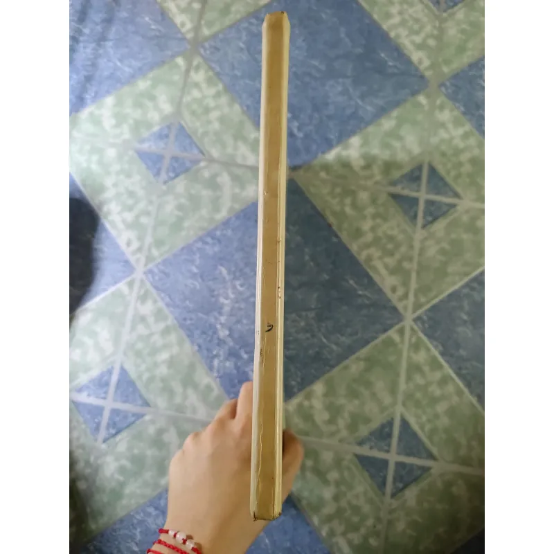 Bác Hồ kính yêu - Phòng biên tập sách truyền thống nhà xuất bản Kim Đồng 708898