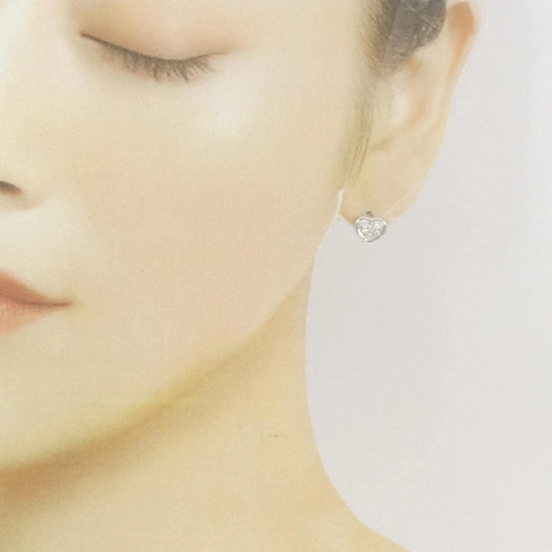 K18WG Bông tai hình trái tim kim cương 0.18CT - Hàng hiệu Chính hãng 869925