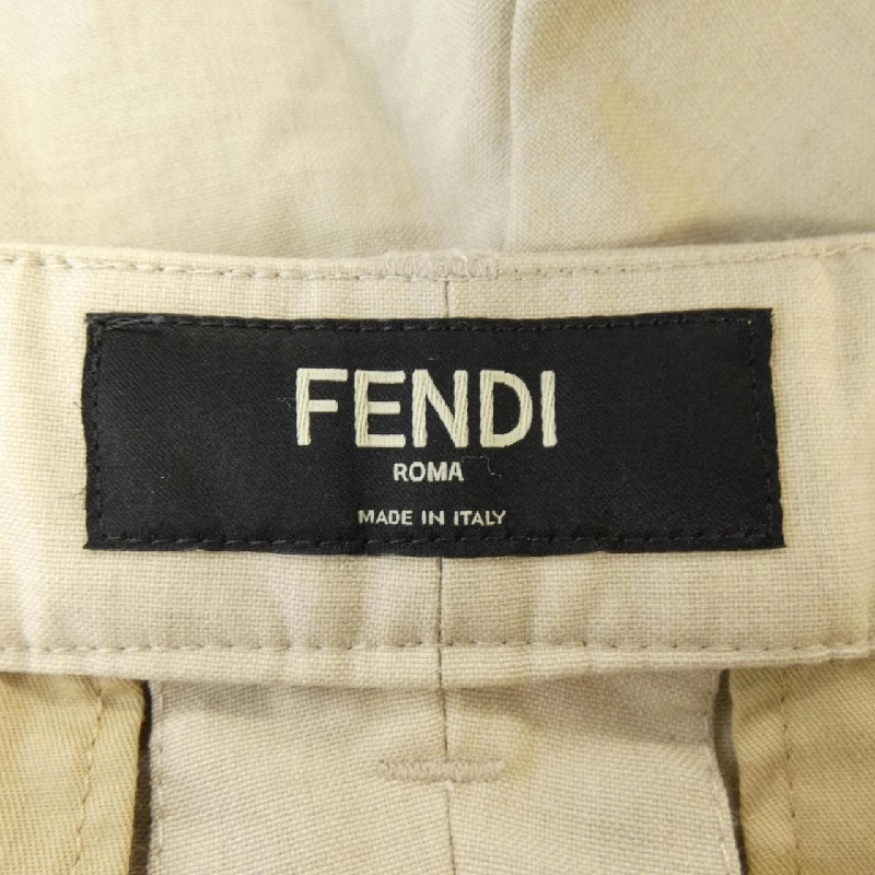 Quần short FENDI FB0978 AR8T - Hàng hiệu Chính hãng 891118
