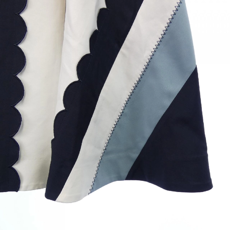 Chesty 0S713 Váy - Hàng hiệu Authentic 810614