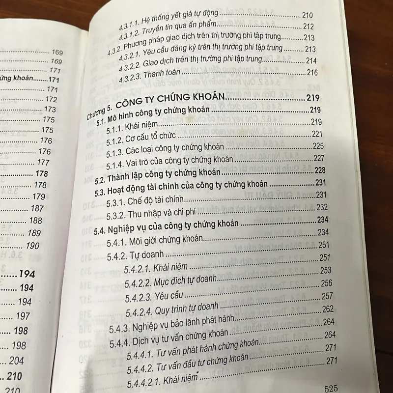 [kinh tế] Thị trường chứng khoán Học viện Ngân Hàng 499844