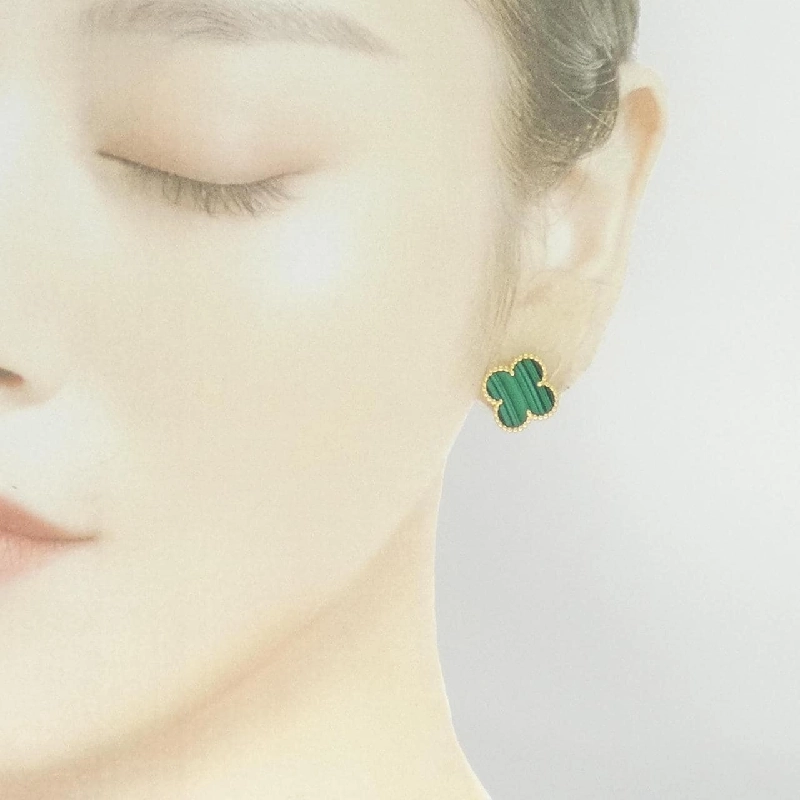 Bông tai Van Cleef & Arpels Vintage Alhambra - Hàng hiệu Authentic 847553