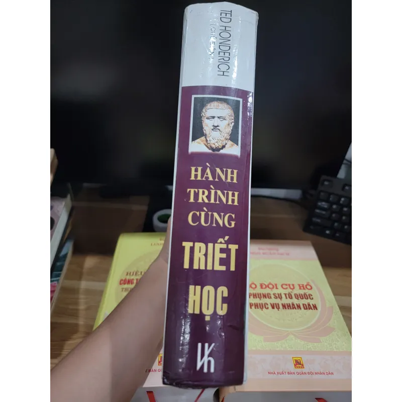 Hành trình cùng triết học 688342