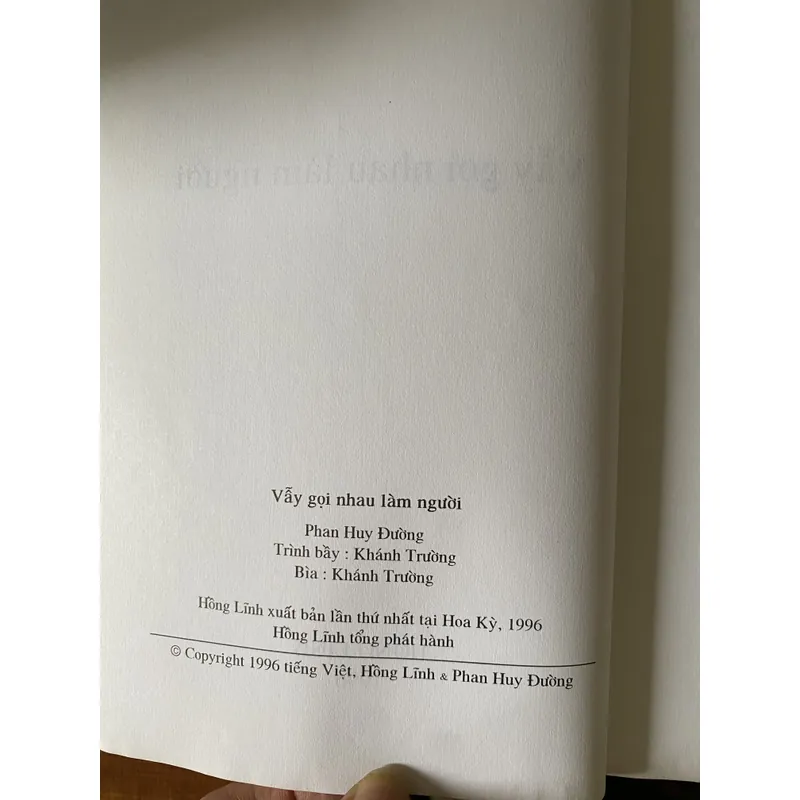 VẪY GỌI NHAU LÀM NGƯỜI 694035