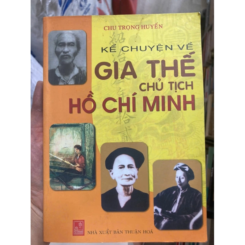 KỂ CHUYỆN VỀ GIA THẾ CHỦ TỊCH HỒ CHÍ MINH 303103