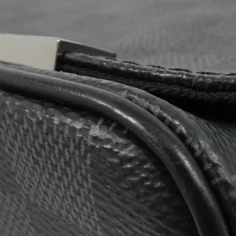 Túi xách vai Louis Vuitton Damier Graphite District PM N41028 - Hàng hiệu Chính hãng 767833