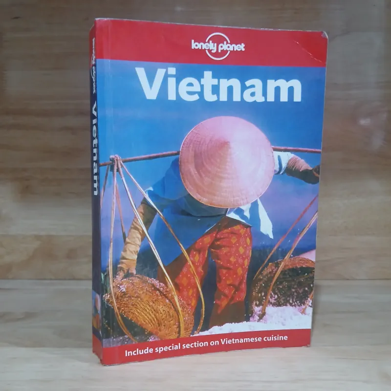 Lonely Planet Vietnam 928418