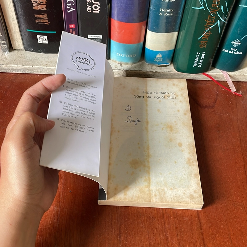 II Sách Kỹ Năng: Mặc Kệ Thiên Hạ _ Sống Như Người Nhật - Mari Tamagawa - 2018 536767