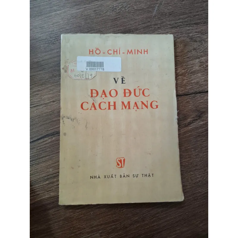 VỀ ĐẠO ĐỨC CÁCH MẠNG - HỒ CHÍ MINH 709978