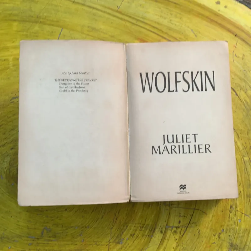 WOLFSKIN - JULIET MARILLIER 991219