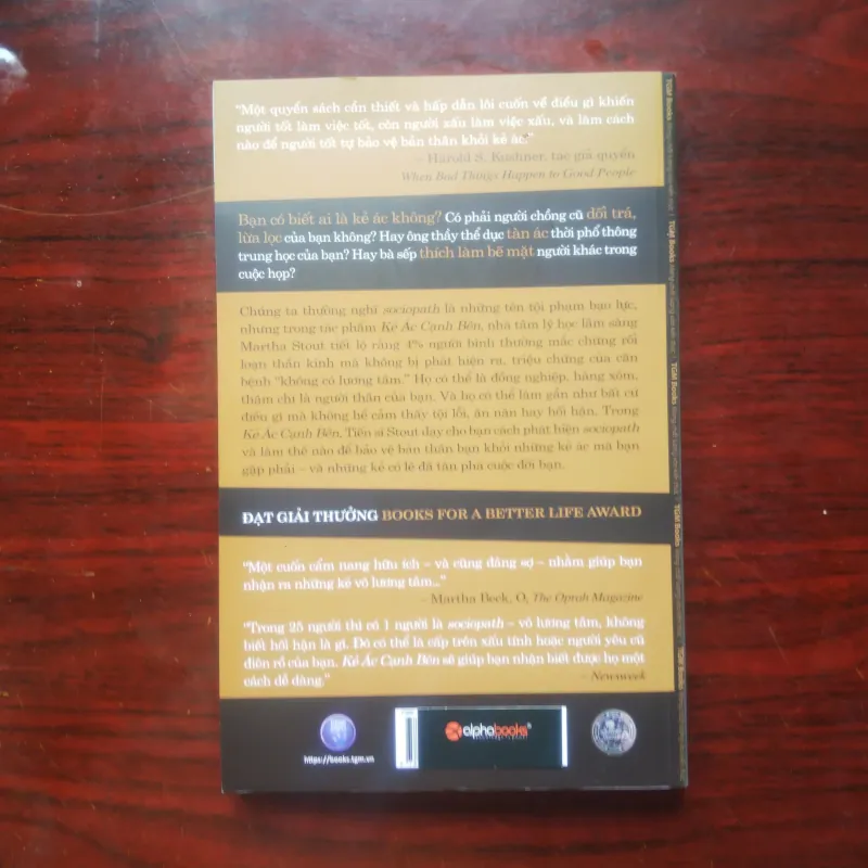 [Sách Tâm Lý Tội Phạm] Kẻ Ác Cạnh Bên (Martha Stout) 1019051