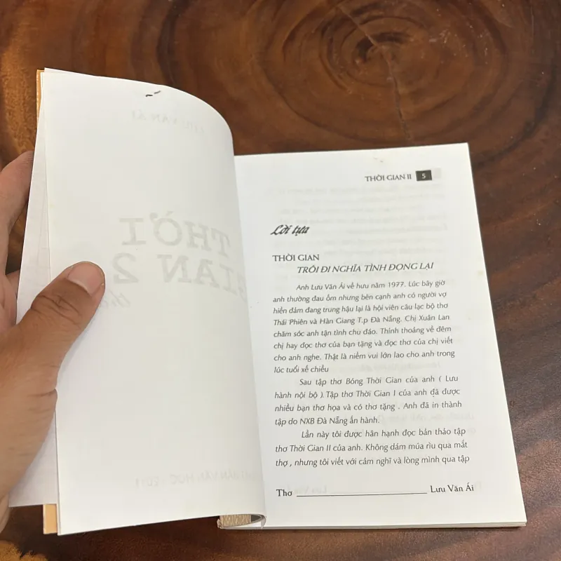 II Thơ: Thời Gian 2 - Lưu Văn Ái - 2011 999272