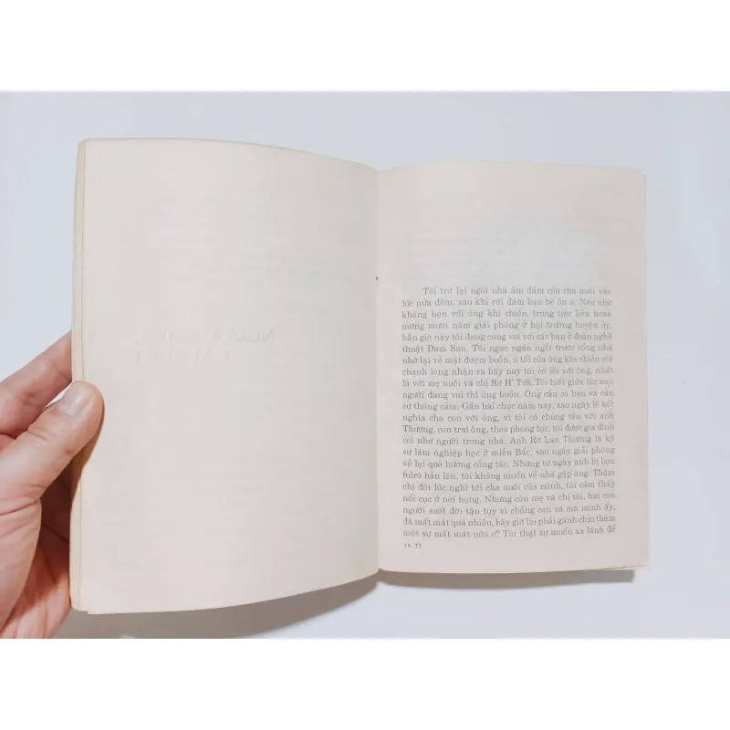 Ngõ lỗ thủng
_ Ngược chiều cái chết
_ Tiễn biệt những ngày buồn - Trung Trung Đỉnh 761887