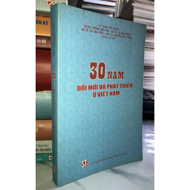 30 năm đổi mới và phát triển ở Việt Nam  745679