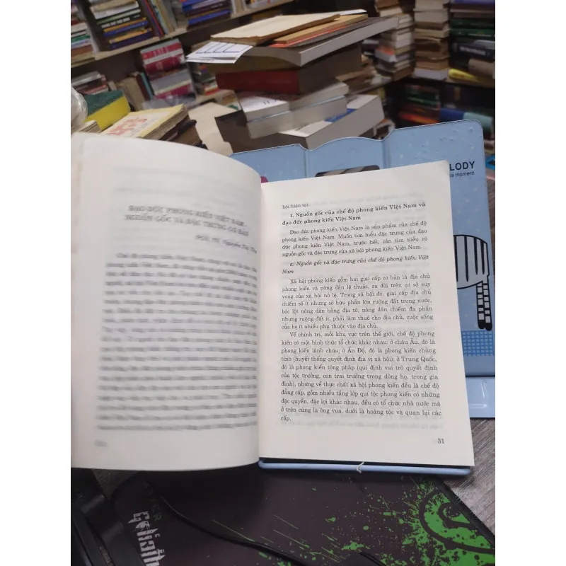 n Sách: Ảnh hưởng của đạo đức phong kiến trong cán bộ lãnh đạo quản lý (A2) 607436