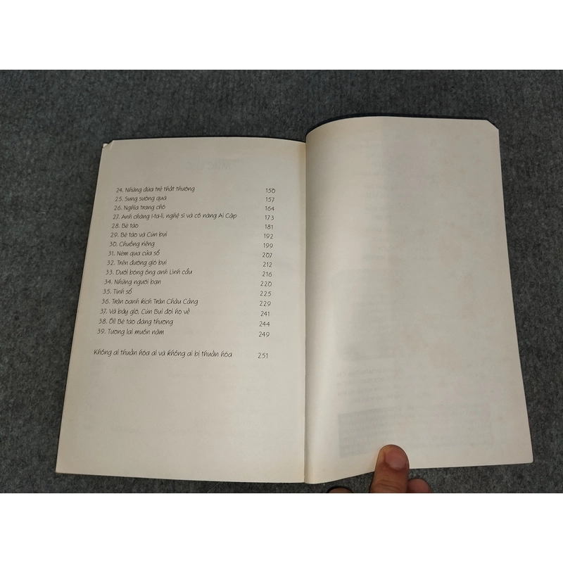 CÚN BỤI ĐỜI - DANIEL PENNAC 549849