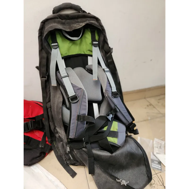 Ba lô cỡ lớn 30l, cũ, nhiều ngăn Eureka. 695708