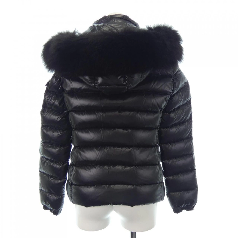 Áo khoác lông vũ MONCLER 641805