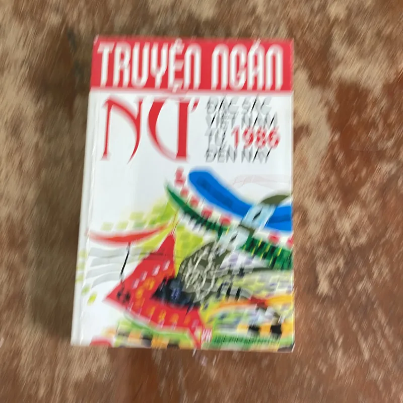 TRUYỆN NGẮN NỮ ĐẶC SẮC VIỆT NAM TỪ 1986 ĐẾN NAY 740489