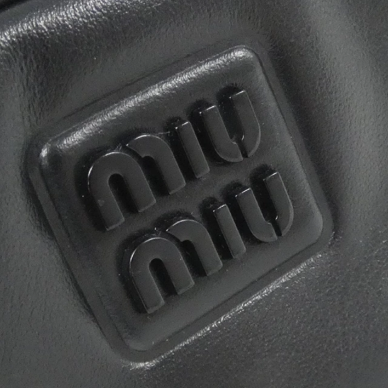 Túi đeo hông Miu Miu - Hàng hiệu Authentic 763903