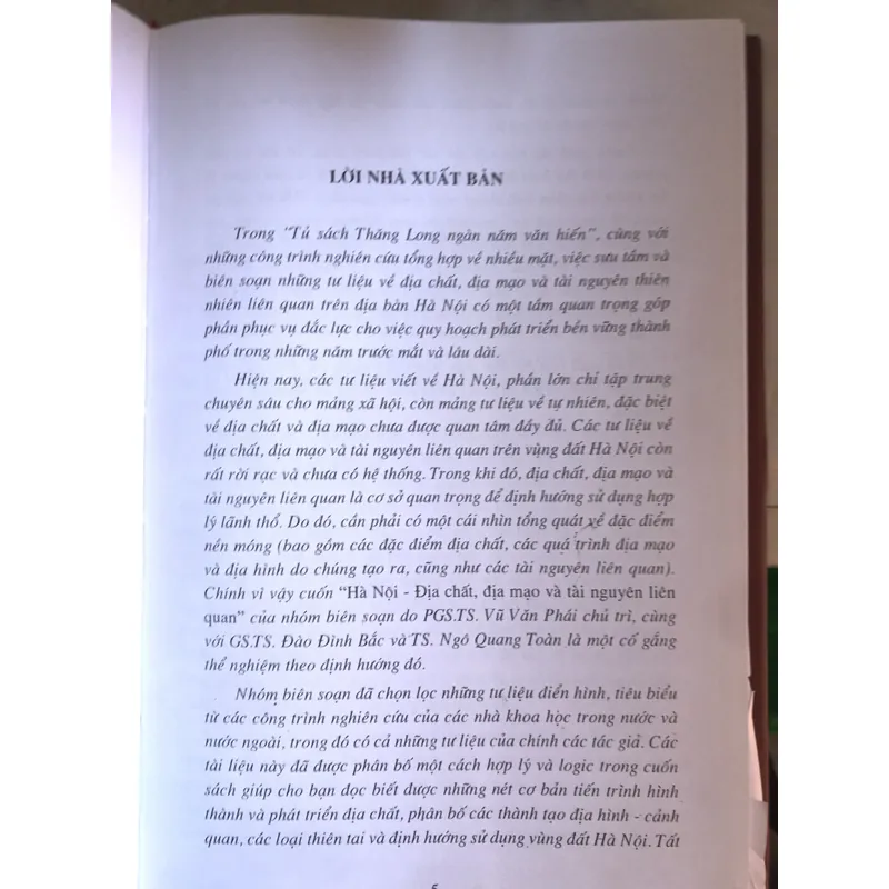 Hà Nội - Địa chất, địa mạo và tài nguyên liên quan 705970